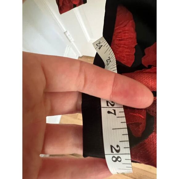 Drapers and Damons MP Red Black Floral Trouser Pants Whimsy Goth Stretch Pull On - Picture 6 of 9